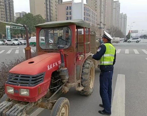 黑烟车 (16).png
